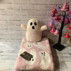 Spooky Night 2 Piece Set Pink Ghost Throw and Plush Ghost